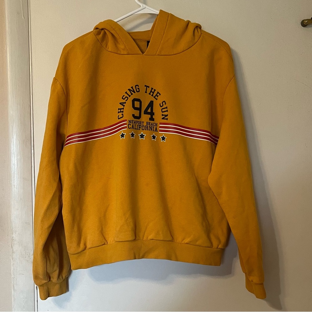 h&m cropped hoodie size large